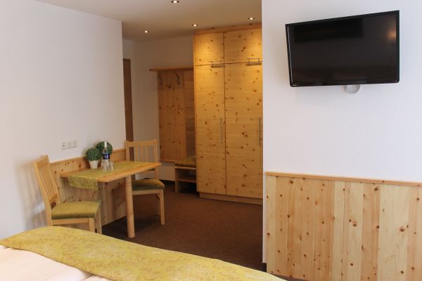 Privathotel Garni OLYMPIA (Sankt Jakob in Defereggen)